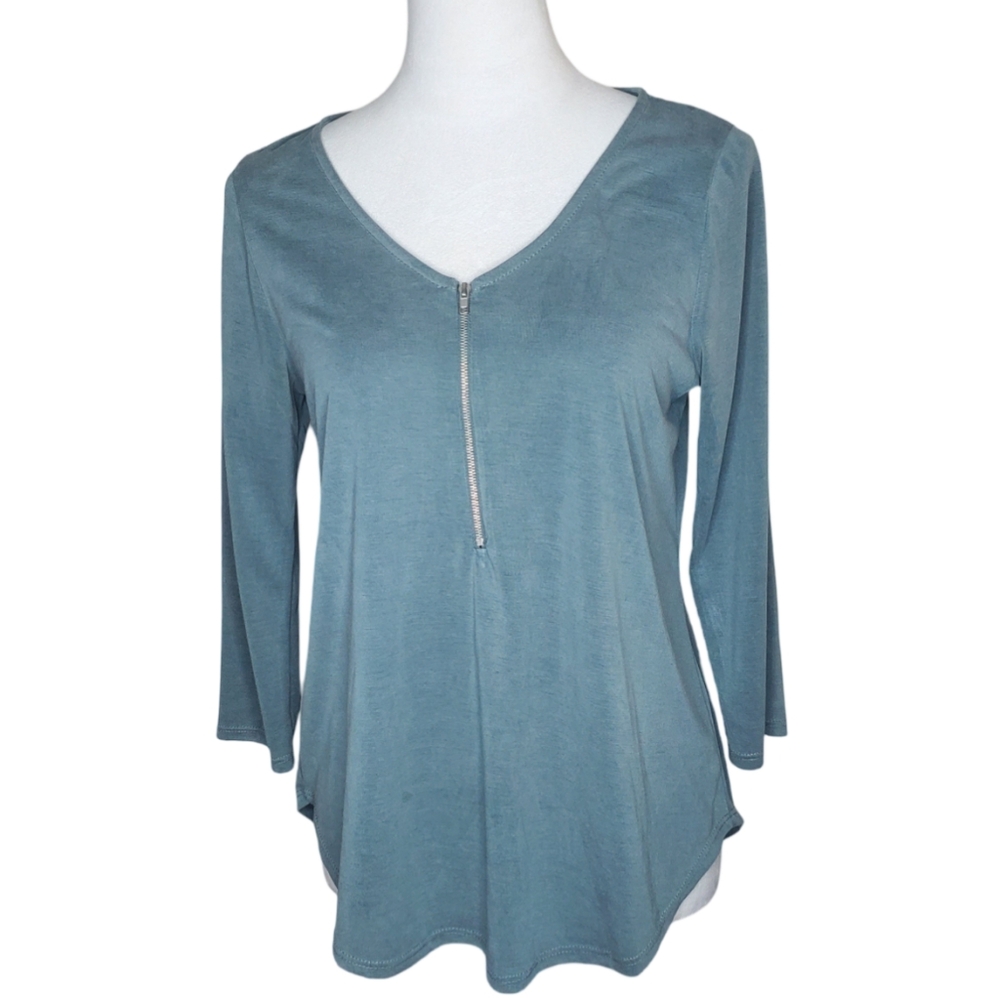 Green Envelope Zipper Front Hi-Lo Top